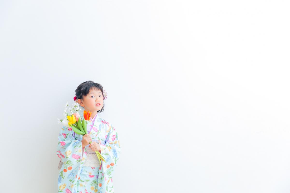 七五三　７歳女の子　可愛い　カラフル　キッズフォトスタジオ　ハピスタ