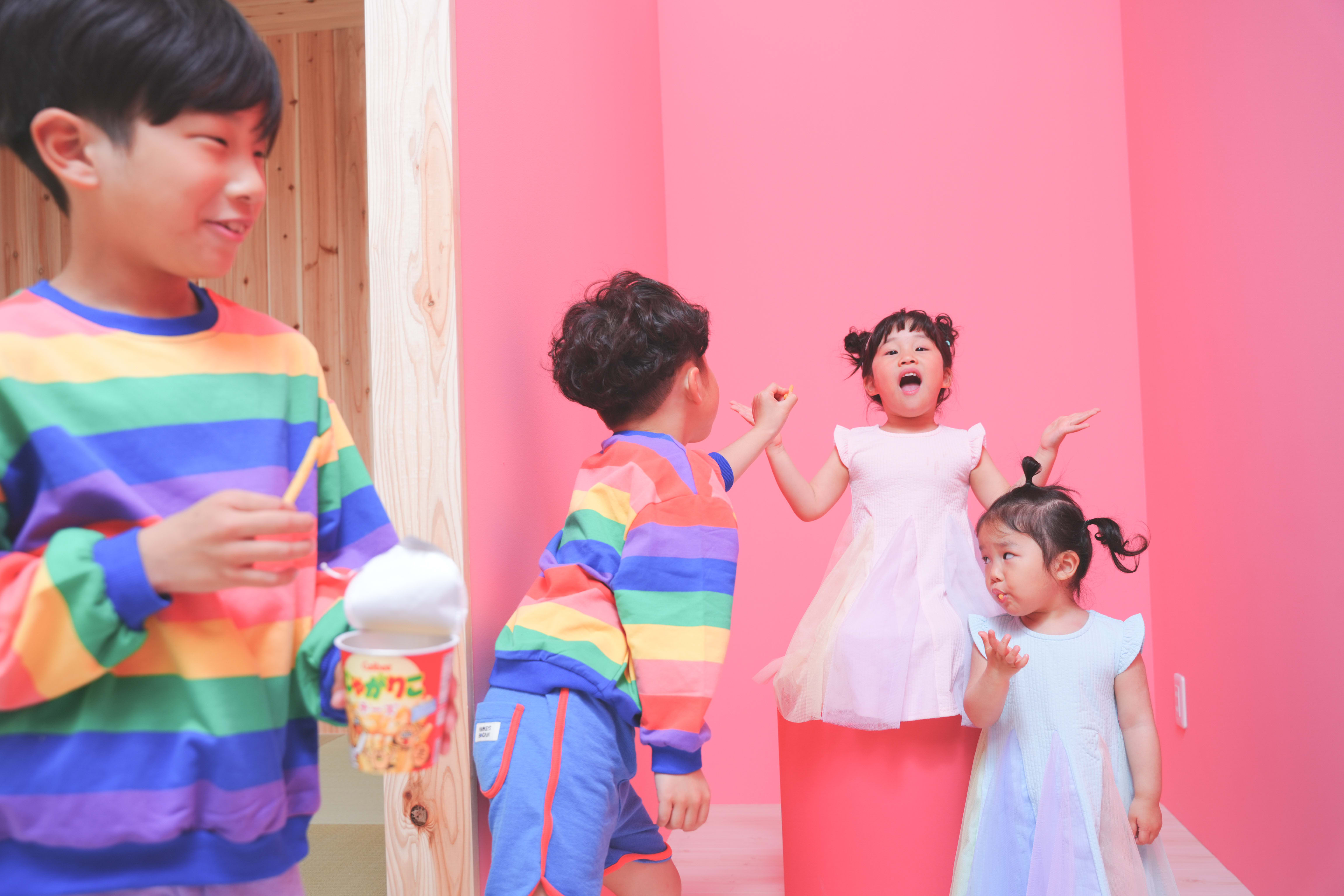 誕生日　誕生日撮影　バースデー　バースデーフォト　バースデー撮影　私服撮影　キッズフォトスタジオ　大阪フォトスタジオ　フォトスタジオ　堺市フォトスタジオ　持ち込み小物　持ち込み衣装　4兄弟