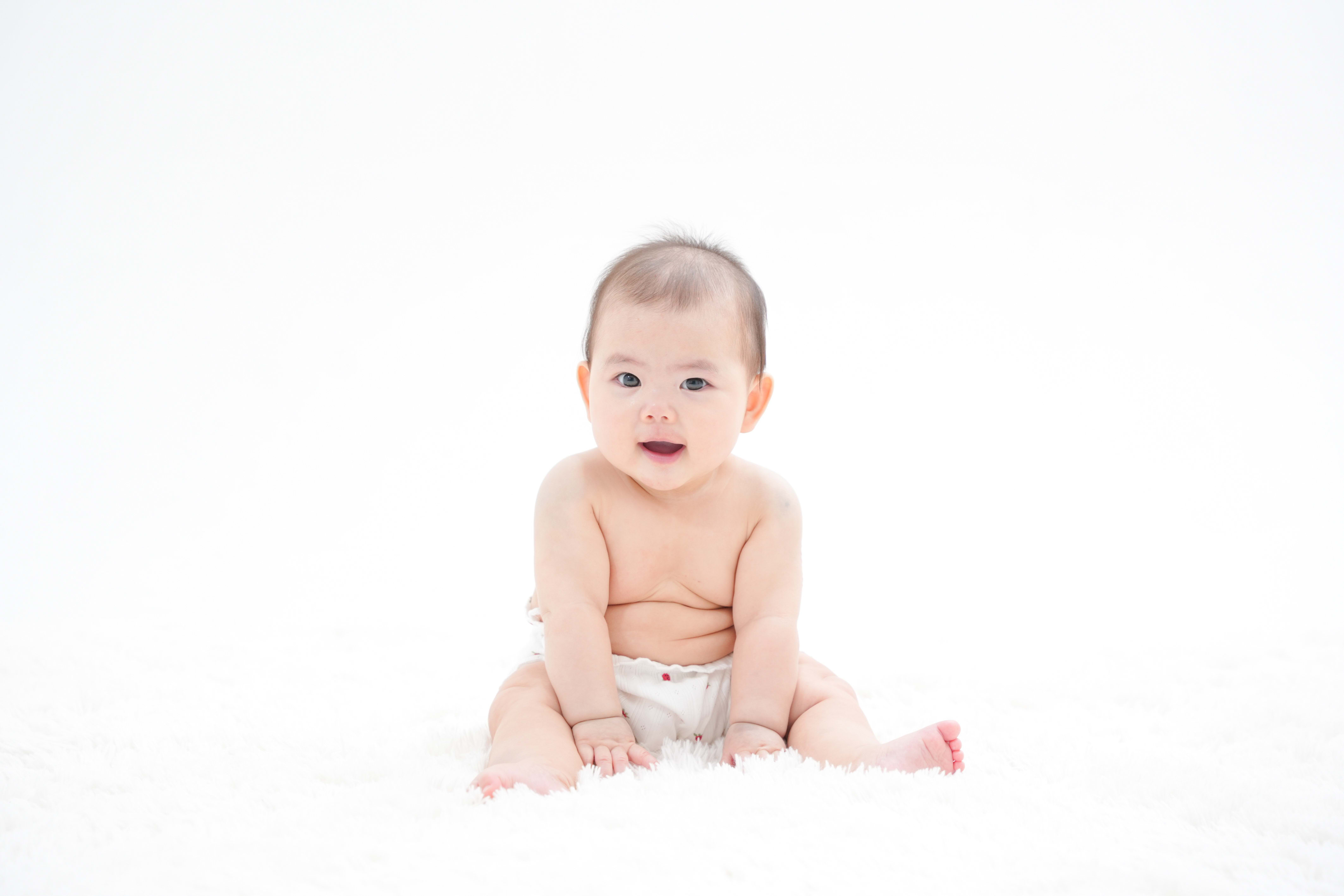 ハーフバースデイ　6ヶ月　6months 赤ちゃんフォト　ベビーフォト　オムツ写真　HAPISTAなかもず店