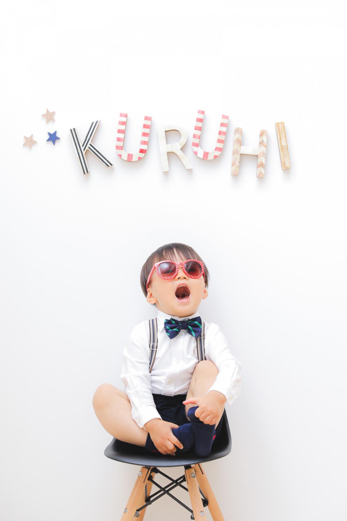 バースデー　お誕生日　男の子　メガネ　キッズ写真　HAPISTA