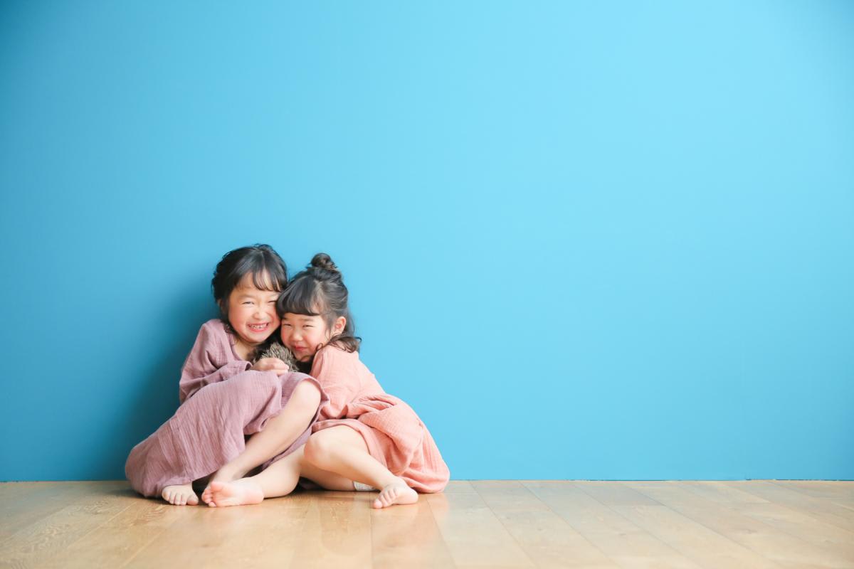 ファミリー　姉妹フォト　フォトスタジオ　ハピスタ