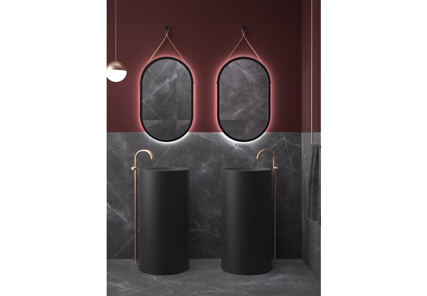 Miroir de salle de bains avec éclairage LED Funchal Eurobath environnement 2