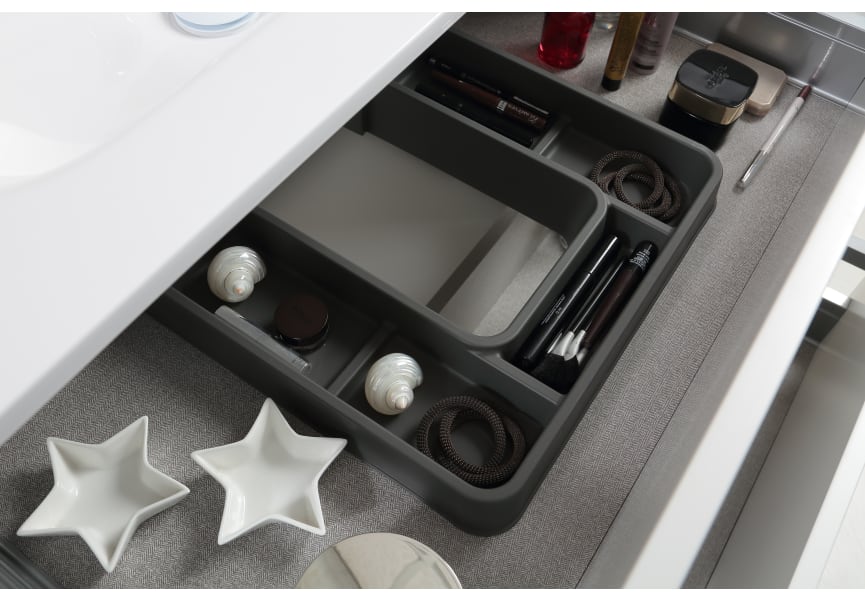 Mueble de baño con encimera de piedra compacta Natalia Avila Dos detalle 3