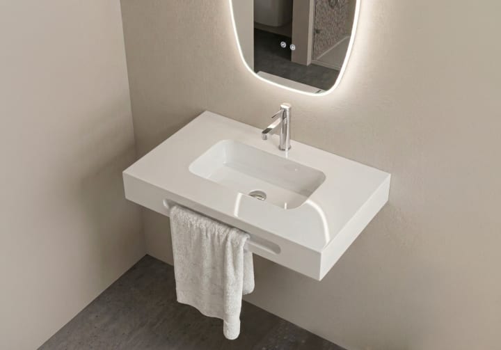 Lavabo suspendido Ideal Bruntec detalle 1