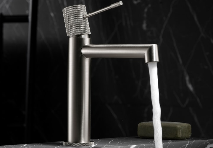 Robinet de lavabo Line Imex + bonde click-clack Pack environnement 11