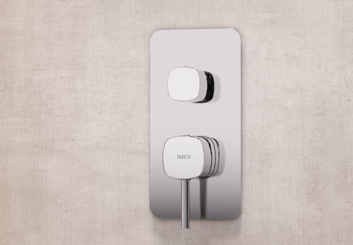Ensemble de douche encastré avec pomme de douche orientable Imex Toscana détail 6
