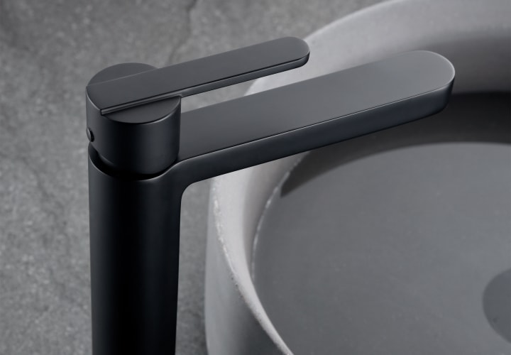 Pack Grifo de lavabo caño alto Roma Imex + Válvula click-clack detalle 4