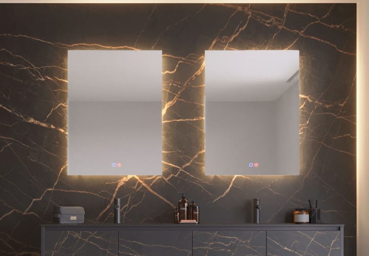 Miroir de salle de bains avec éclairage LED Italia Ledimex principal 1