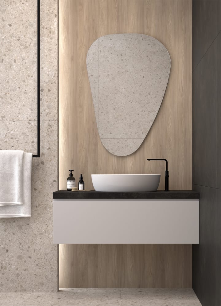 Miroir irrégulier Dolmen Eurobath principal 3