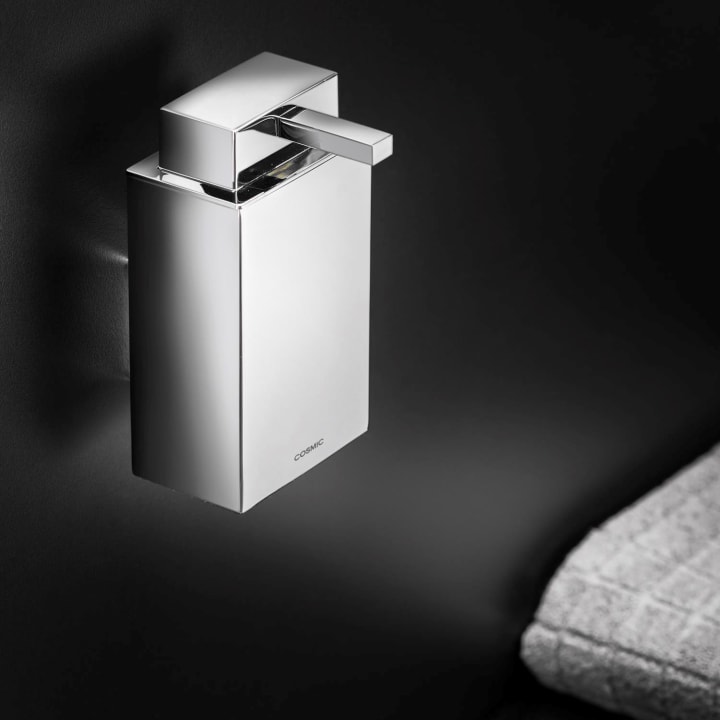 Bath Life Cosmic distributeur de savon environnement 1