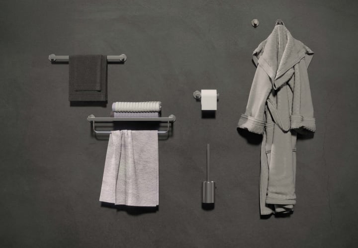 Porte brosse et dérouleur de toilette sur pied Practic Medimex environnement 6