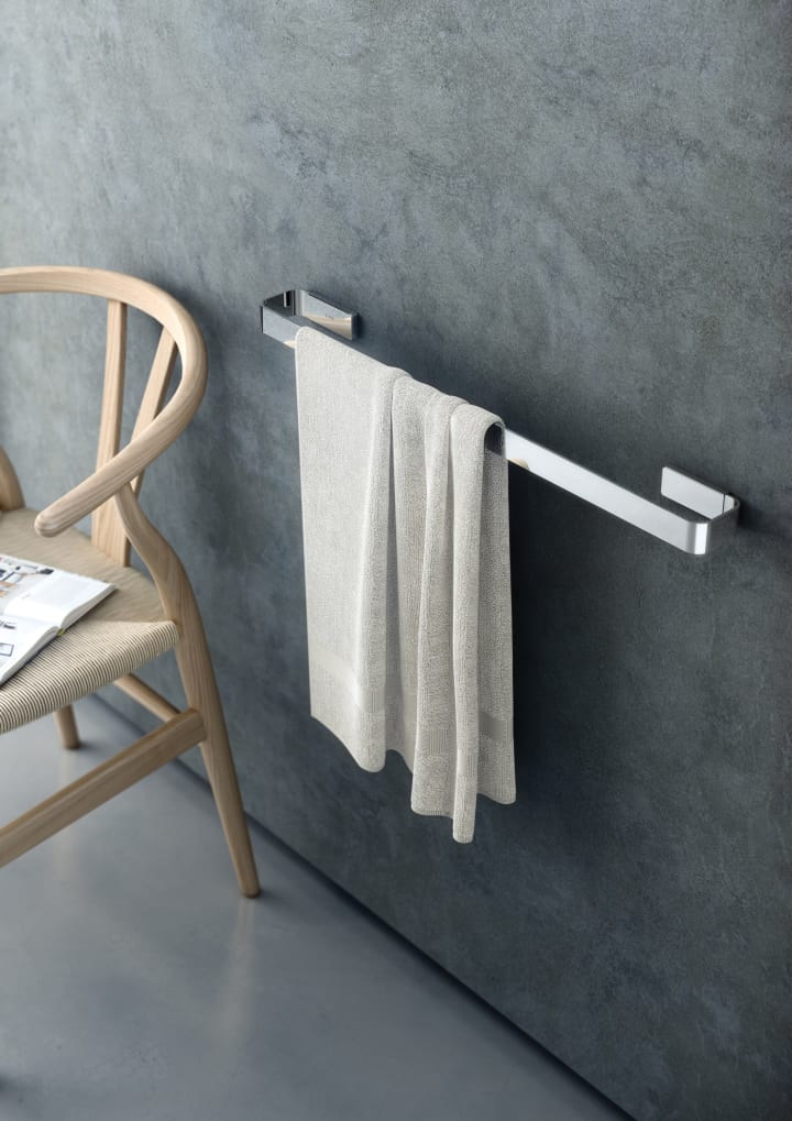 Toallero de baño Line Cosmic ambiente 3