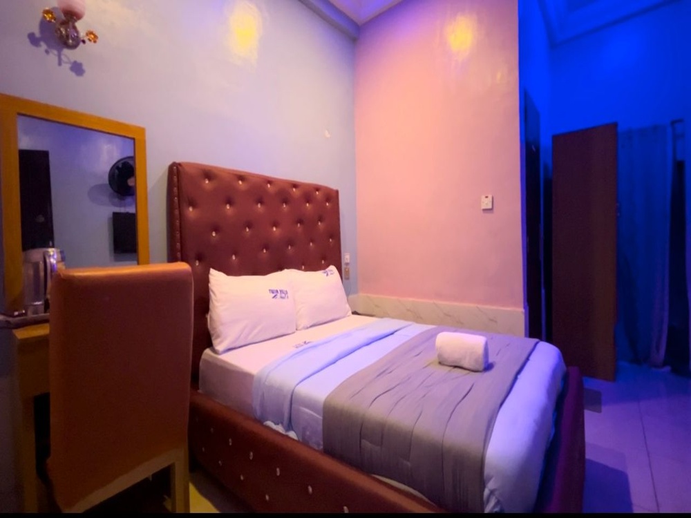 image photo of twin villa room in majek eit osa lagos