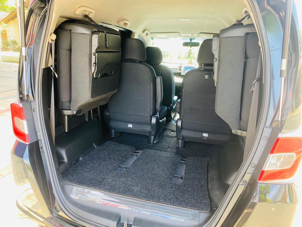 Honda Freed GP3 4