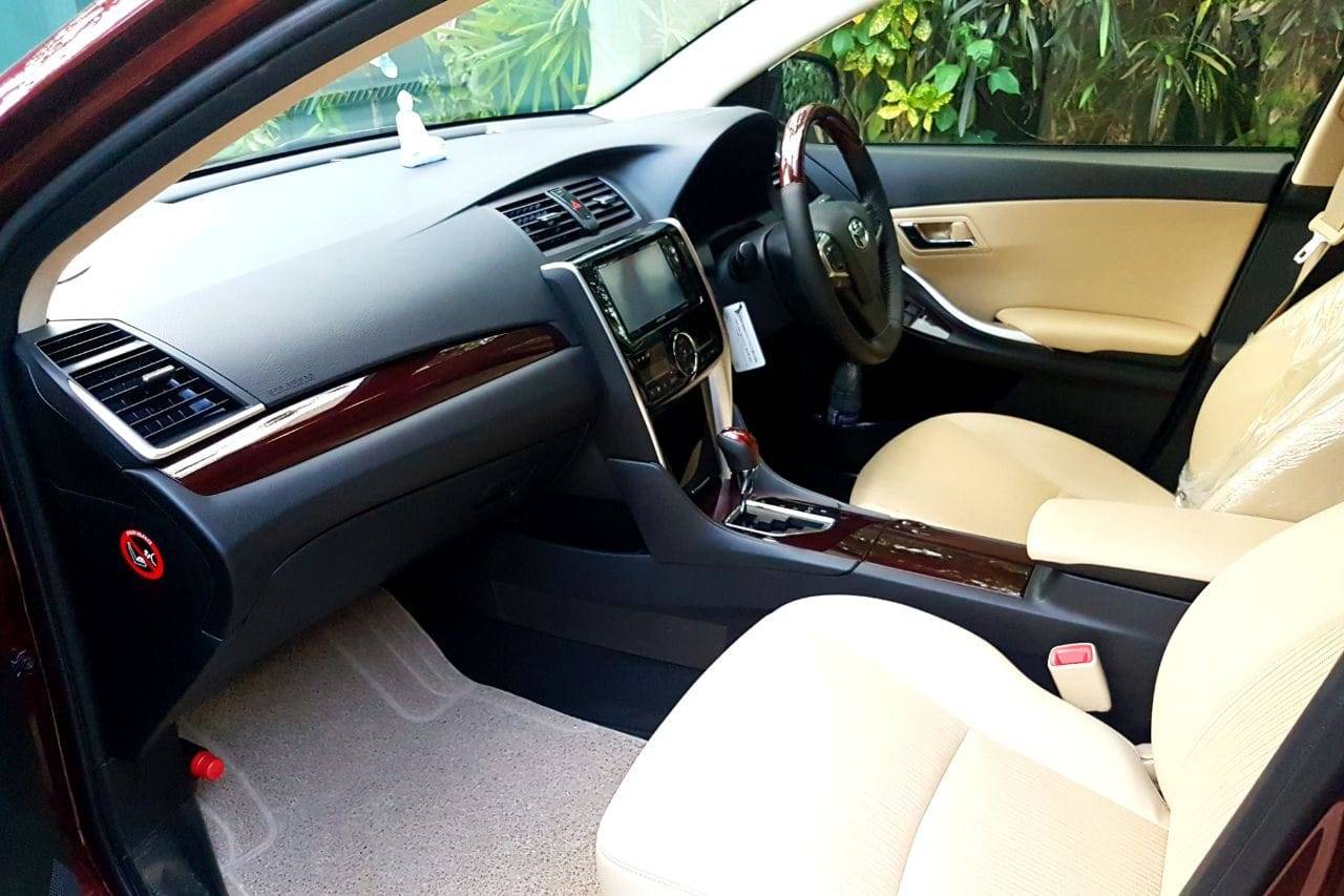 Toyota Premio 2