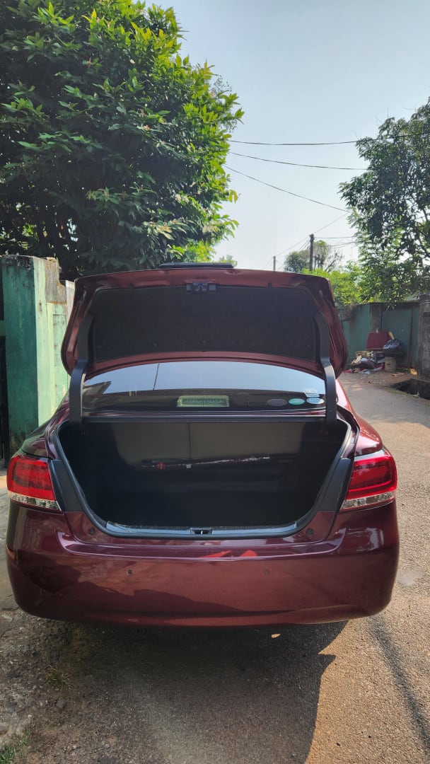Toyota Premio 4