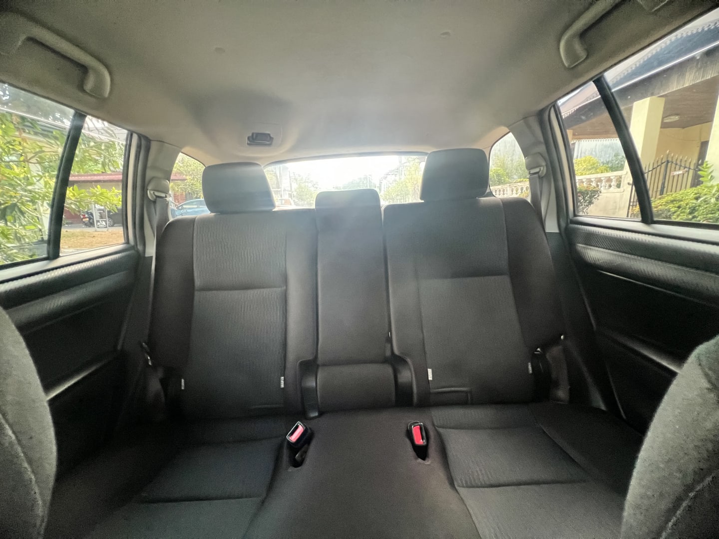 Toyota Axio Fielder 3