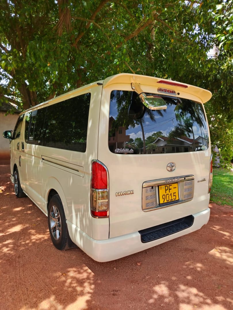 Toyota KDH 2