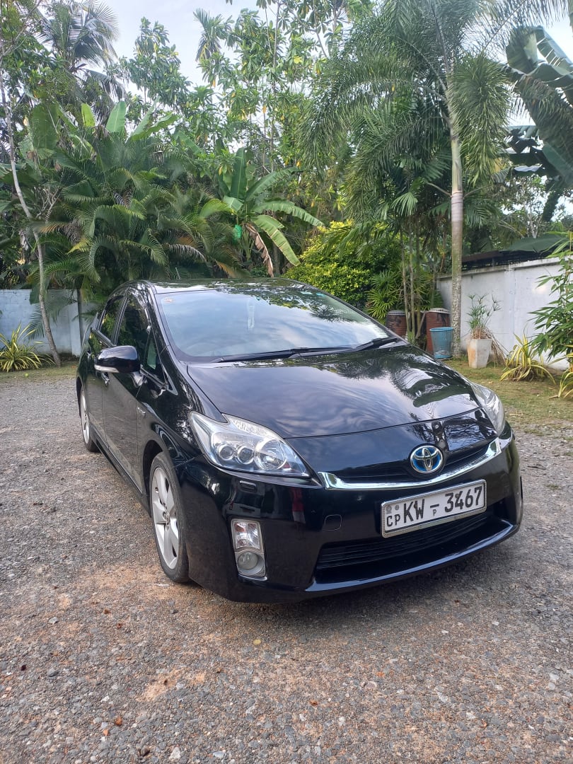 Toyota prius 4