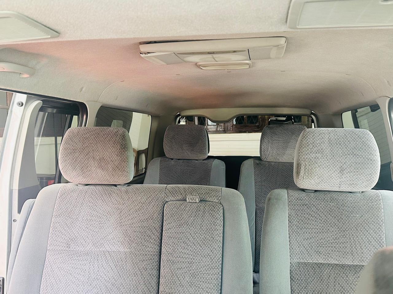 Toyota KDH flat roof van 4