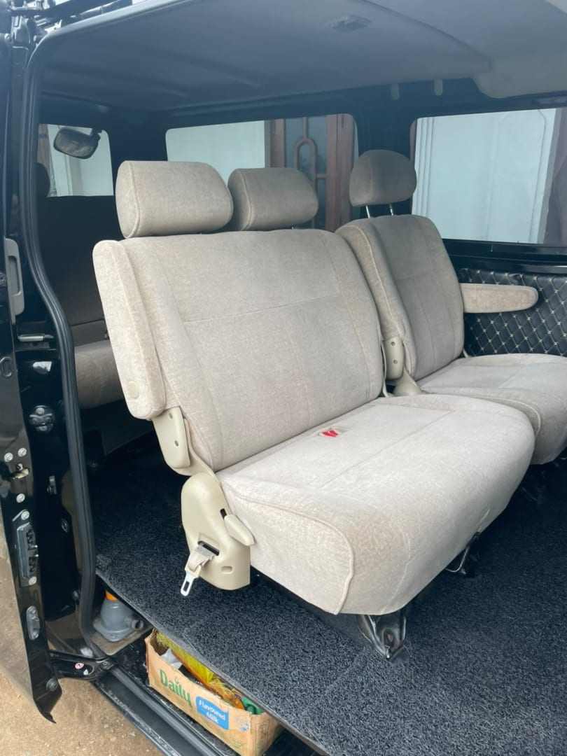 Nissan Caravan NV 350 4