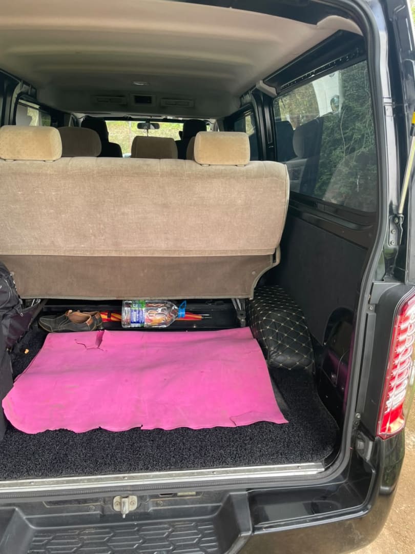 Nissan Caravan NV 350 5