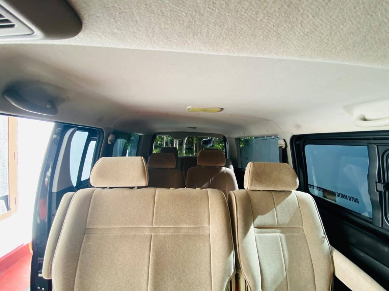Toyota KDH Flat Roof 2