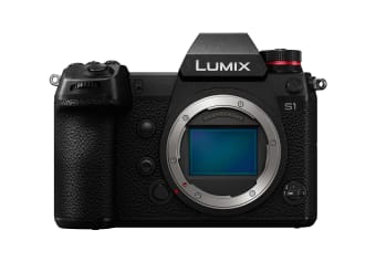 Lumix S1