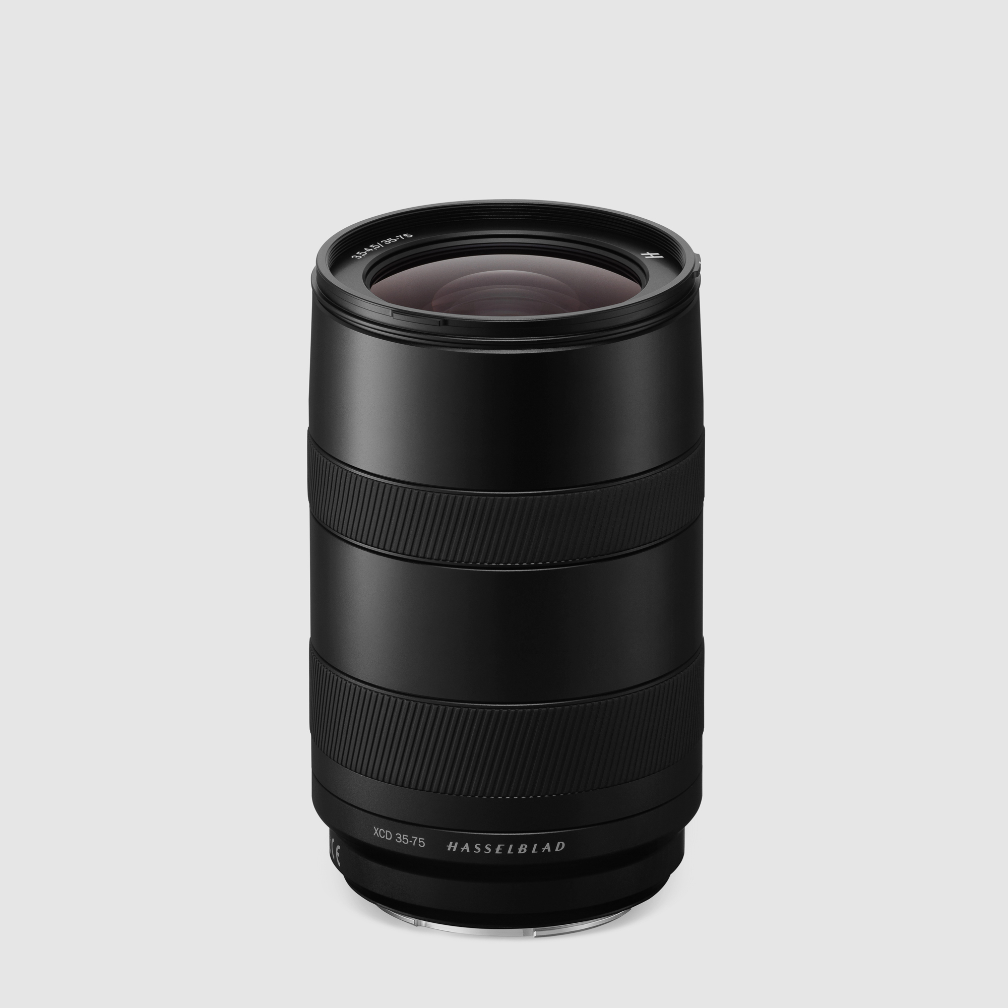 XCD 35-75mm f/3.5-4.5