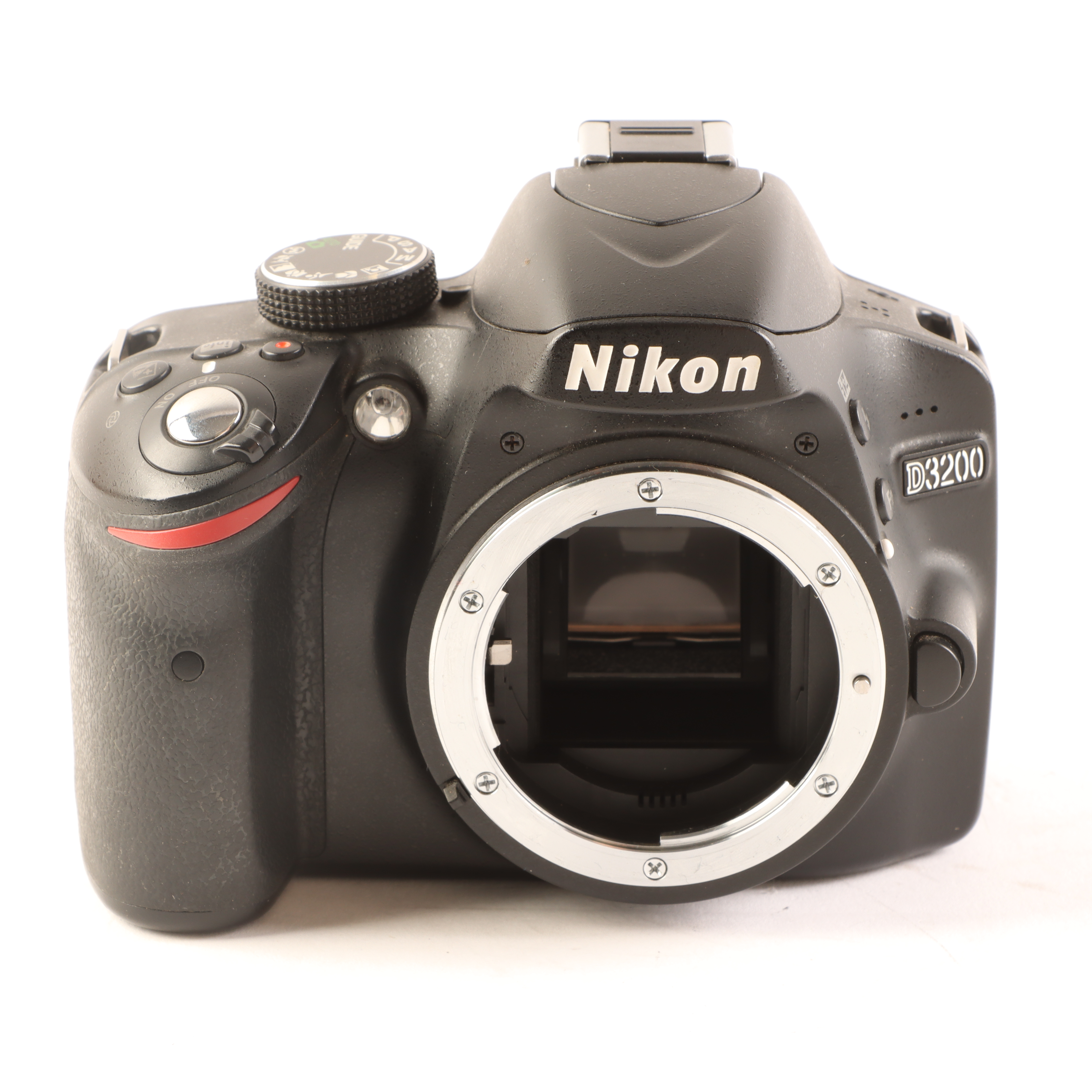 D3200