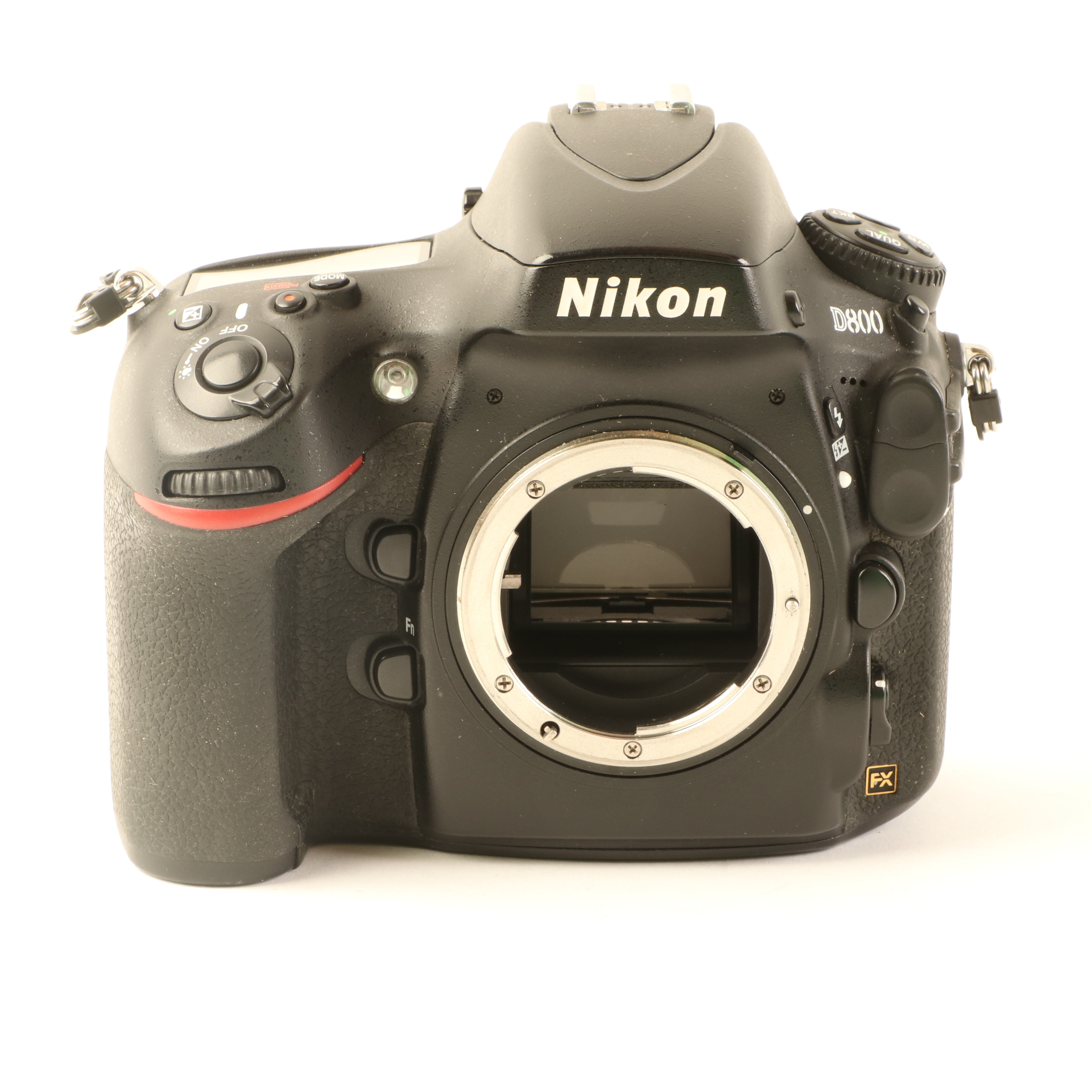 D800
