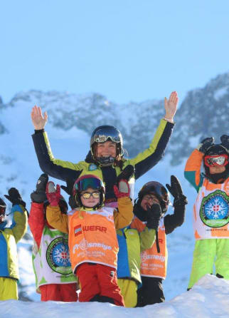 Image Groupe d'enfant au ski