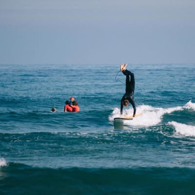 Professeur de surf de l'école Sama Sama Surf School