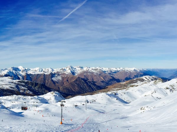 Vue des montagnes à Méribel en Savoie.