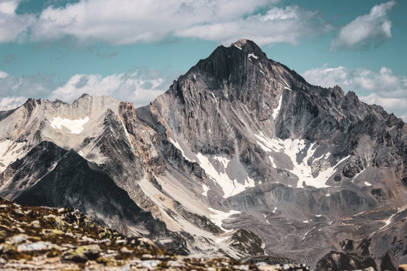 Vue panoramique de montagne dans la vallée de la clarée