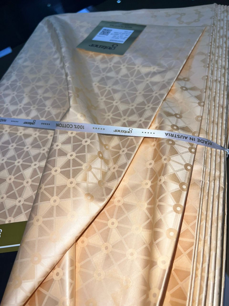 Tissu Bazin gagner