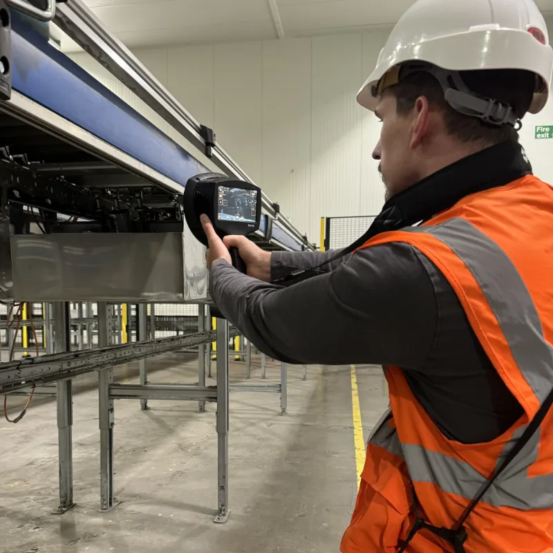 Jamie of Red Current Ltd using an acoustic imaging camera