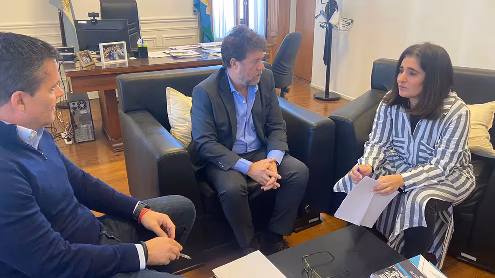 La oposición bonaerense se sube a la discusión nacional y presiona a Kicillof por la Boleta Única de Papel