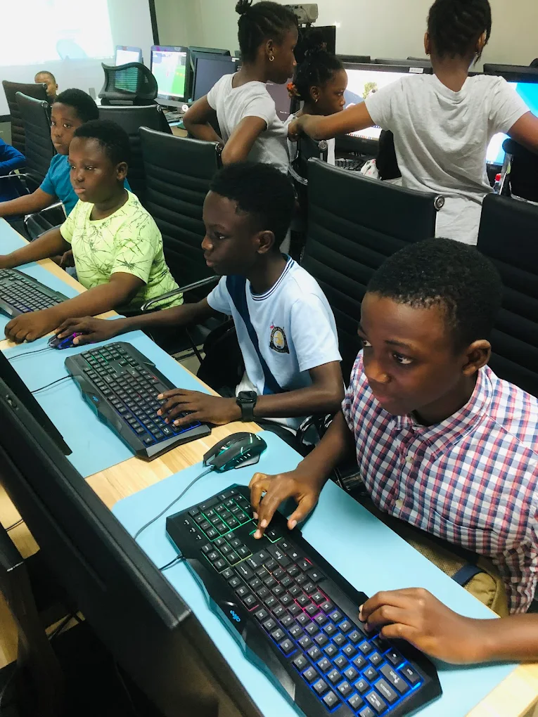 Seven Kids Code Foundation photo 3