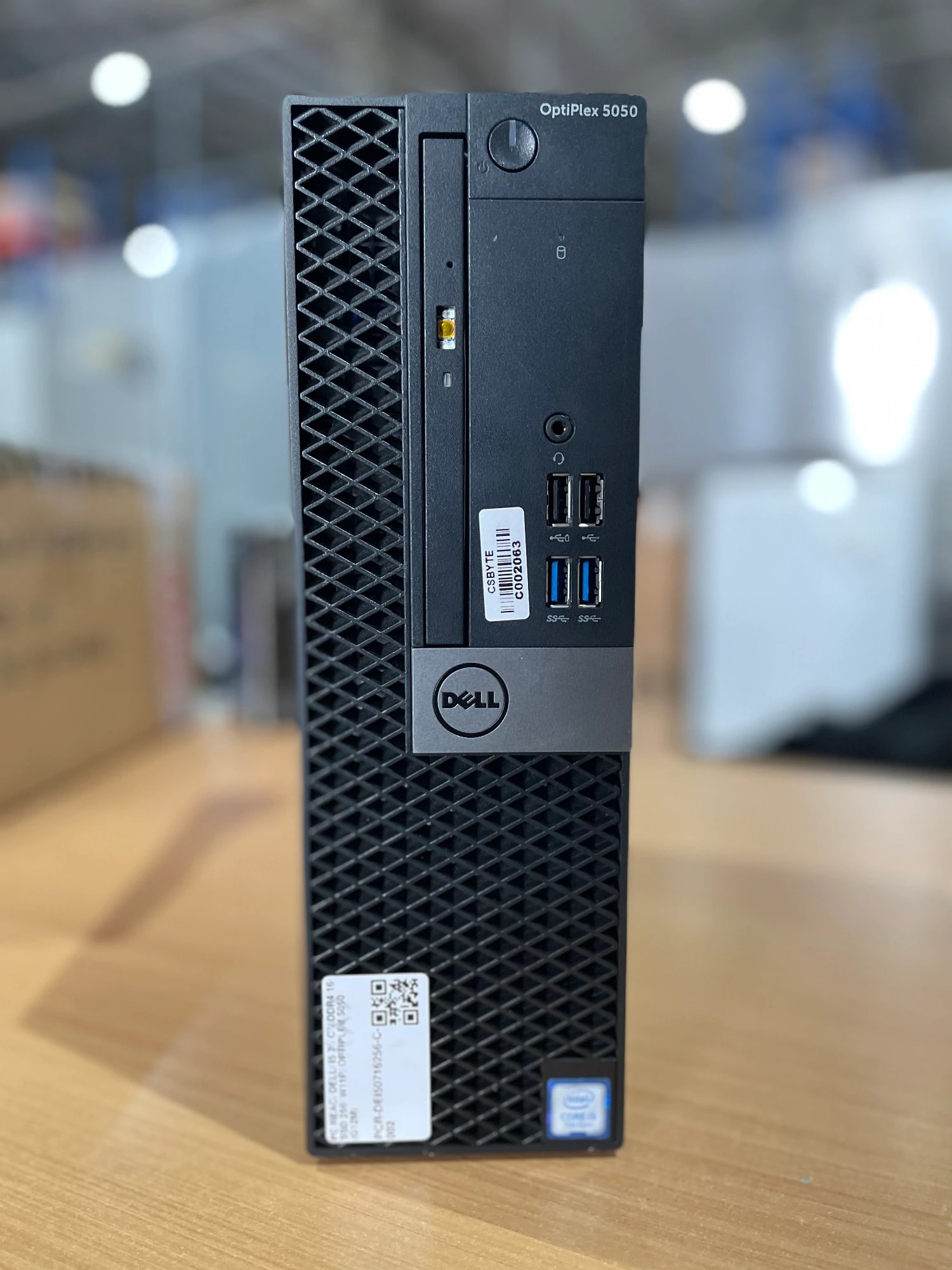 PC DE ESCRITORIO DELL OPTIPLEX 5050 I5 7TH Gen SSD 256 - Imagen 1