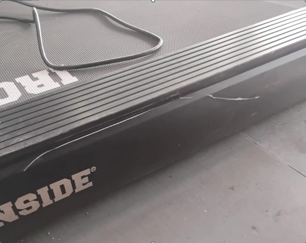 Trotadora Comercial LCD IRONSIDE Luxury - Imagen 5