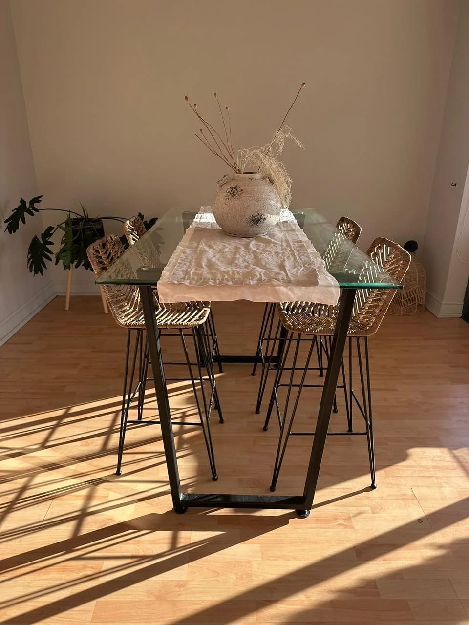 Comedor De Diario Mesa Alta Vidrio Con 4 Pisos Estilo Ratán - Imagen 5