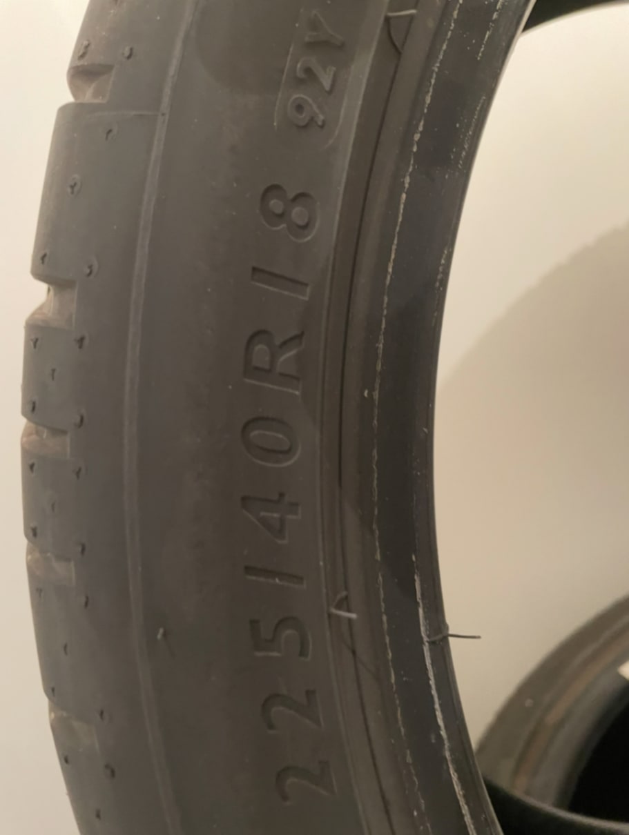 Juego de Neumáticos Originales Audi A3 marca Dunlop - Imagen 5