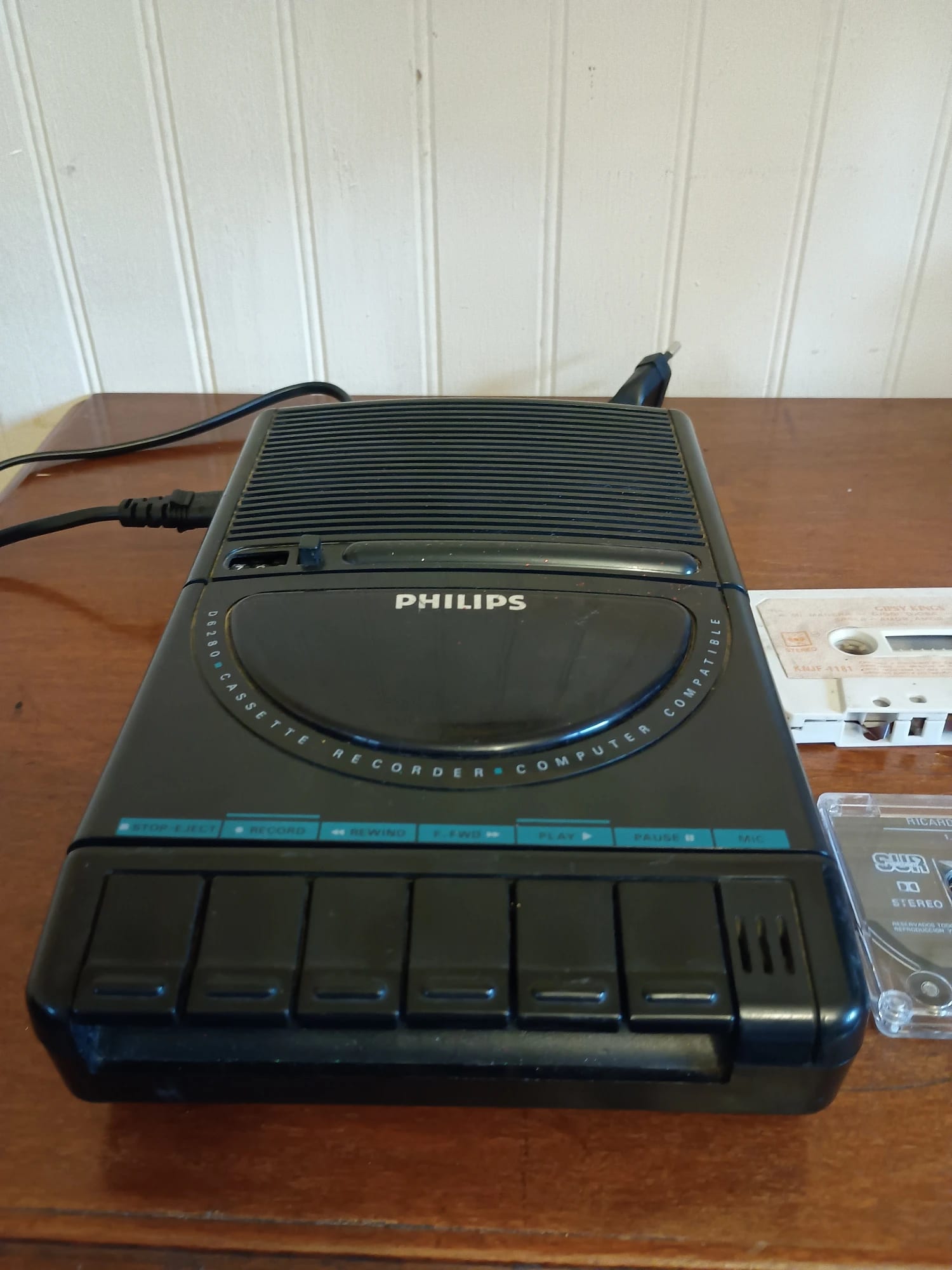 Grabadora y Reproductora de Cassette año 80 - Imagen 2
