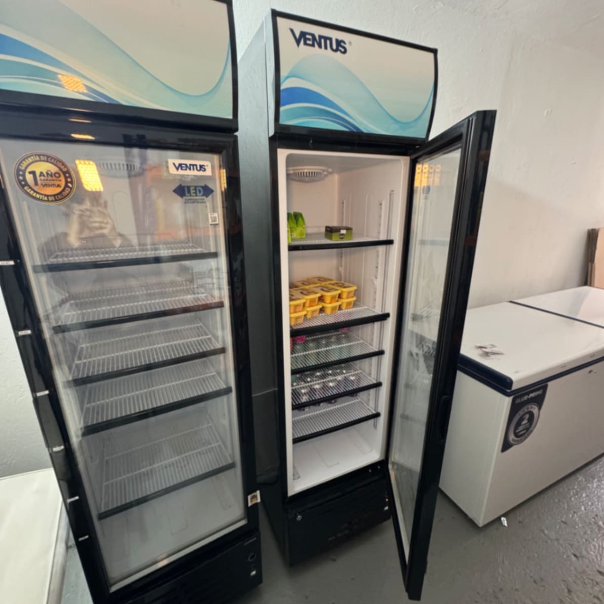 1 Visicooler Ventus 290 L 1 puerta con Led - Uso 5 meses - Imagen 3