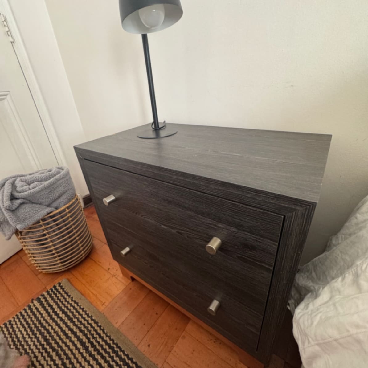 Par de veladores hechos a medida/ madera y melanina - Imagen 3