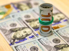 Центробанк сохранил до 9 сентября ограничения на снятие наличной иностранной валюты