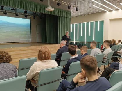 Глубокие вопросы о войне и истории на показе фильма «Навсегда»