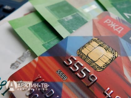 Курс доллара снижается почти на 77 копеек, евро теряет 67 копеек