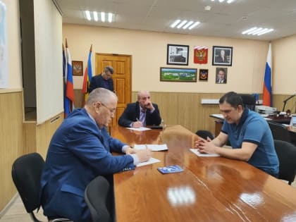 Новая детская площадка в Видяево: проект победитель губернаторской программы